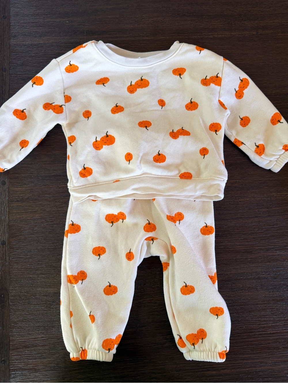 Old Navy Pumpkin Set, 6-12
